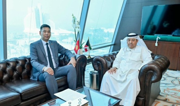 الكويت وزير النفط يبحث تعزيز التعاون المشترك مع سفيري قيرغيزستان وطاجيكستان الكويت وزير النفط يبحث تعزيز التعاون المشترك مع سفيري قيرغيزستان وطاجيكستان