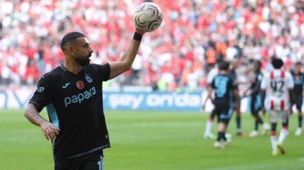 الأكثر مساهمة الدوري التركي يحتفل بمحمد صلاح