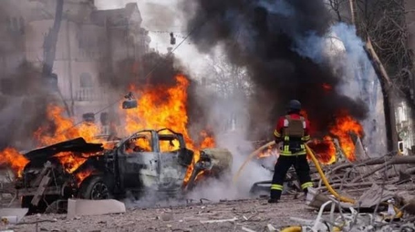 هجمات روسية على أوكرانيا تودي بحياة 9 أشخاص على الأقل خلال 24 ساعة هجمات روسية على أوكرانيا تودي بحياة 9 أشخاص على الأقل خلال 24 ساعة