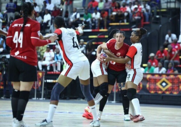 سيدات يد الأهلي يفوز على أول أغسطس ويتوج ببطولة إفريقيا سيدات يد الأهلي يفوز على أول أغسطس ويتوج ببطولة إفريقيا