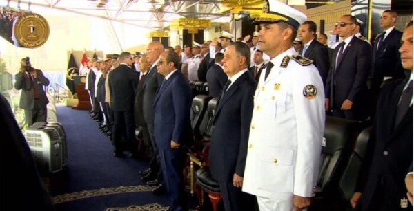 شاهد الرئيس السيسي يشهد حفل تخرج دفعة جديدة من طلبة أكاديمية الشرطة بث مباشر شاهد الرئيس السيسي يشهد حفل تخرج دفعة جديدة من طلبة أكاديمية الشرطة بث مباشر