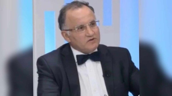 الكويت شعب لا ينحني وقيادة تعرف كيف تحمي الوطن الكويت شعب لا ينحني وقيادة تعرف كيف تحمي الوطن