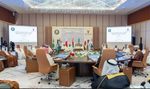 وزير الأوقاف الكويت حريصة على تعزيز التعاون الخليجي في الشؤون الإسلامية والأوقاف وزير الأوقاف الكويت حريصة على تعزيز التعاون الخليجي في الشؤون الإسلامية والأوقاف
