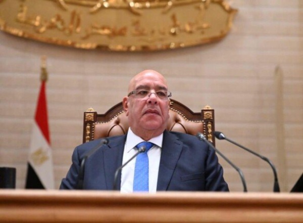 رئيس مجلس النواب المصري يترأس جلسة استكمال مناقشة تفويض بشأن دعم السعودية عسكريا رئيس مجلس النواب المصري يترأس جلسة استكمال مناقشة تفويض بشأن دعم السعودية عسكريا