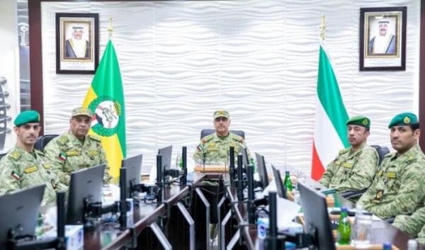 الكويت وكيل الحرس الوطني يزور قيادة الإسناد للاطلاع على سير العمل الكويت وكيل الحرس الوطني يزور قيادة الإسناد للاطلاع على سير العمل