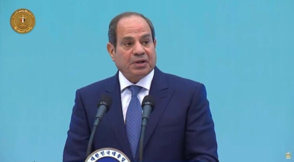 الرئيس السيسي يدعو البرلمان لجلسة طارئة لمنح تفويض بحماية دول الخليج إذا ط لب من مصر الرئيس السيسي يدعو البرلمان لجلسة طارئة لمنح تفويض بحماية دول الخليج إذا ط لب من مصر