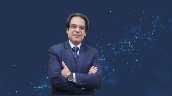 خبير أمن سيبراني يحذر منصات التواصل تعمل على تزييف وعي الشباب وتحويلهم إلى فئران تجارب لتحقيق أرباح ضخمة