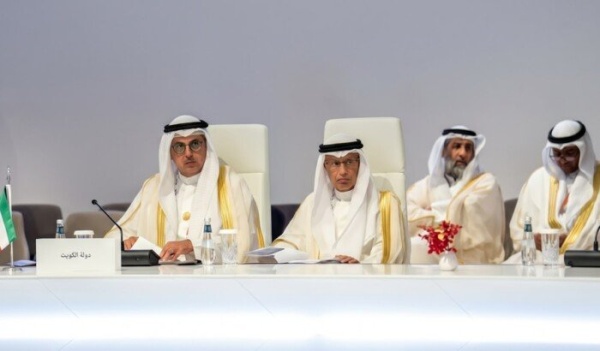الكويت تدعو لتعزيز التعاون العربي في الكهرباء والطاقة المتجددة لضمان أمن الطاقة الكويت تدعو لتعزيز التعاون العربي في الكهرباء والطاقة المتجددة لضمان أمن الطاقة