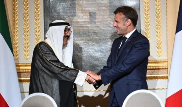 الرئيس الفرنسي ماكرون يصل إلى البلاد غدا في زيارة رسمية الرئيس الفرنسي ماكرون يصل إلى البلاد غدا في زيارة رسمية