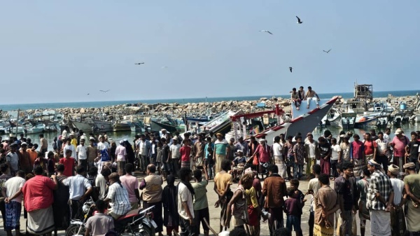وقفة احتجاجية في الحديدة تنديد ا باستهداف العدو السعودي لصيادي ذوباب وقفة احتجاجية في الحديدة تنديد ا باستهداف العدو السعودي لصيادي ذوباب