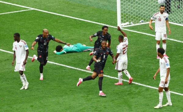 مونديال 2026 المنتخب الكندي يلتحق بسويسرا إلى الدور الموالي بعد انتصاره على قطر بسداسية مونديال 2026 المنتخب الكندي يلتحق بسويسرا إلى الدور الموالي بعد انتصاره على قطر بسداسية