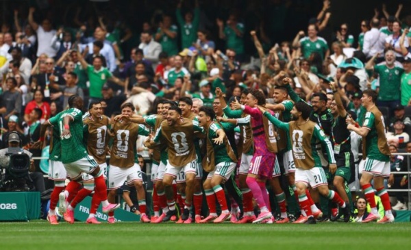 مونديال 2026 المكسيك تستهل مشوارها بفوز على جنوب إفريقيا في مباراة شهدت ثلاث بطاقات حمراء