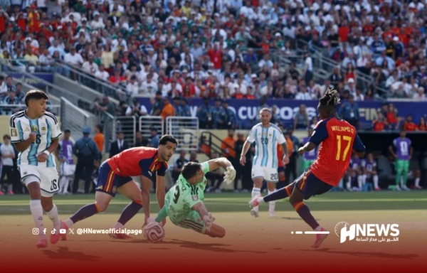 إسبانيا تتوج بطلة لكأس العالم بهدف قاتل في مرمى الأرجنتين إسبانيا تتوج بطلة لكأس العالم بهدف قاتل في مرمى الأرجنتين