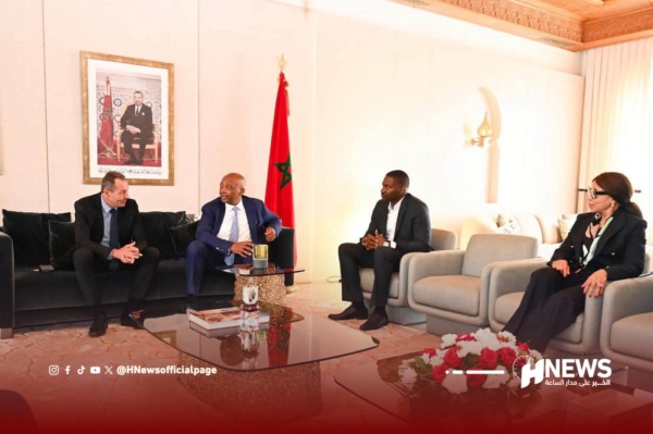موتسيبي يصل إلى الرباط لحضور افتتاح كأس إفريقيا للسيدات موتسيبي يصل إلى الرباط لحضور افتتاح كأس إفريقيا للسيدات