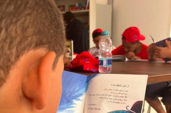 القراءة سفر ومتعة مبادرات تنم ي حب المطالعة في مخيمات الأطفال