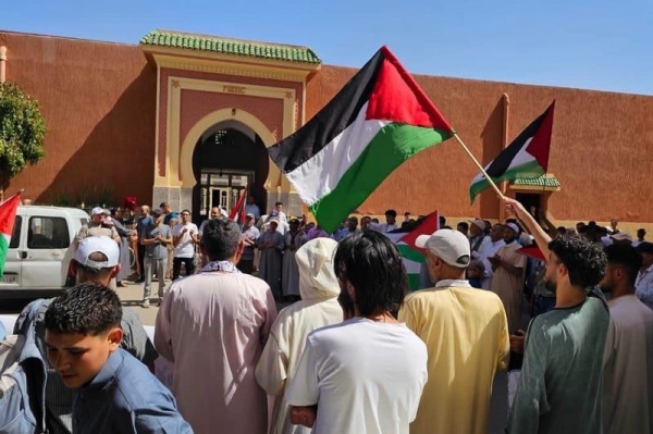 وقفات بالمغرب تتضامن مع فلسطين وقفات بالمغرب تتضامن مع فلسطين