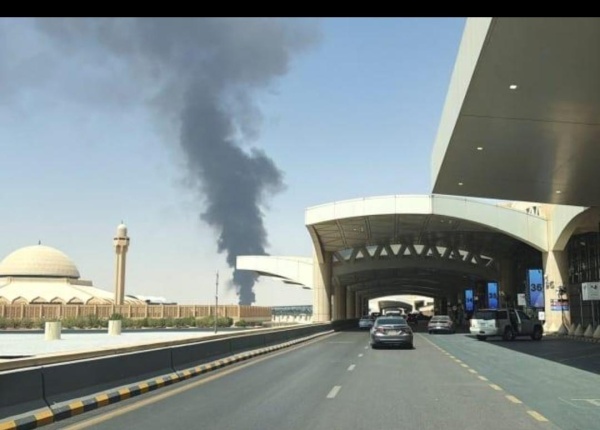 السعودية على صفيح ساخن انفجارات في الرياض وهجوم على المطار وتحركات عسكرية إقليمية وسط تصعيد خطير السعودية على صفيح ساخن انفجارات في الرياض وهجوم على المطار وتحركات عسكرية إقليمية وسط تصعيد خطير