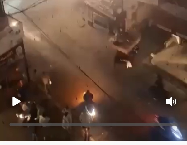 بالفيديو انفجار محو ل كهربائي في برج البراجنة يثير الهلع بين الأهالي بالفيديو انفجار محو ل كهربائي في برج البراجنة يثير الهلع بين الأهالي