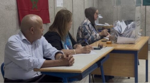 انتخابات المغرب إغلاق مكاتب التصويت وبدء فرز الأصوات انتخابات المغرب إغلاق مكاتب التصويت وبدء فرز الأصوات