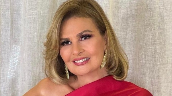 يسرا من مهرجان الجونة الفن يقوم على الحرية والجرأة ولا يجوز محاكمة الفنان بسبب أدواره يسرا من مهرجان الجونة الفن يقوم على الحرية والجرأة ولا يجوز محاكمة الفنان بسبب أدواره