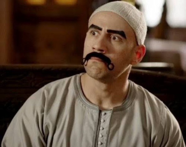 أحمد مكي يعود بقوة إلى السينما والدراما بعد 13 عام ا من الغياب السينمائي أحمد مكي يعود بقوة إلى السينما والدراما بعد 13 عام ا من الغياب السينمائي