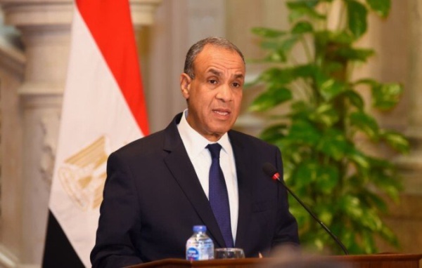 وزير الخارجية المصري يبحث مع نائب الرئيس الفلسطيني التطورات بالأراضي المحتلة وزير الخارجية المصري يبحث مع نائب الرئيس الفلسطيني التطورات بالأراضي المحتلة