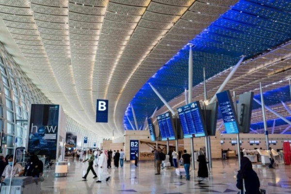 الطيران المدنى السعودي 3 إصابات فى اعتداءات على مطارى الملك عبد الله بجازان ونجران
