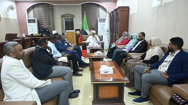 وزير الصحة السوداني يشيد بدعم تركيا ويعلن بدء تعافي القطاع الصحي وزير الصحة السوداني يشيد بدعم تركيا ويعلن بدء تعافي القطاع الصحي