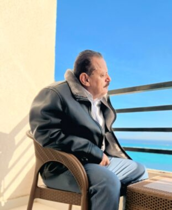 تغاريد حرة يصنعون الفقر والجوع والجهل ويتحدثون عن الكرامة