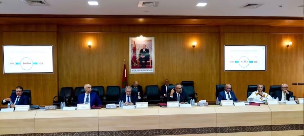 احتجاجات تفضح المستور دعم شهري مجهول بمجلس جهة الداخلة يثير صدمة وتساؤلات الساكنة