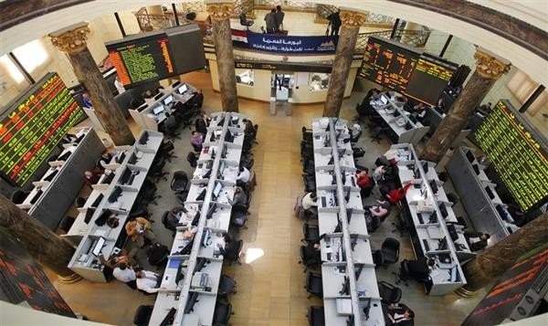 البورصة المصرية تستهل تعاملات الثلاثاء بمكاسب جماعية بدعم من مشتريات المستثمرين المصريين البورصة المصرية تستهل تعاملات الثلاثاء بمكاسب جماعية بدعم من مشتريات المستثمرين المصريين
