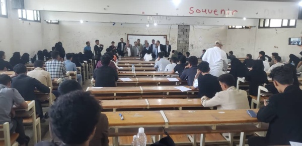 جامعة إب تدشين إختبارات المفاضلة للطلبة المتقدمين للتنافس على المقاعد الطبية جامعة إب تدشين إختبارات المفاضلة للطلبة المتقدمين للتنافس على المقاعد الطبية