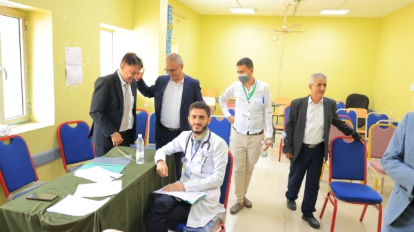 جامعة إب اختتام الامتحانات السريرية بقسم الباطنة لطلبة الدفعة الرابعة طب وجراحة جامعة إب اختتام الامتحانات السريرية بقسم الباطنة لطلبة الدفعة الرابعة طب وجراحة