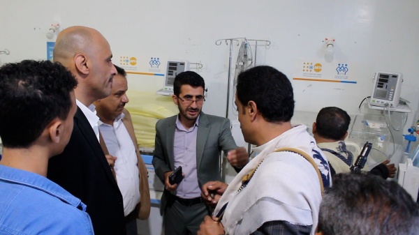 وكيل ريمة يطلع على مستوى الخدمات الطبية والتجهيزات في مستشفى الثلايا العام بالجبين وكيل ريمة يطلع على مستوى الخدمات الطبية والتجهيزات في مستشفى الثلايا العام بالجبين
