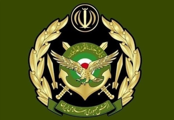 إيران تعلن استهداف مركز قيادة وتحكم على متن مدمرة أمريكية في بحر ع مان إيران تعلن استهداف مركز قيادة وتحكم على متن مدمرة أمريكية في بحر ع مان