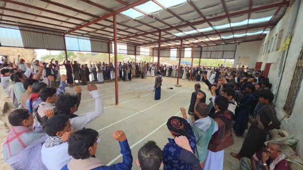 مئات الوقفات في صعدة إعلانا للنفير وتأكيدا على الجهوزية لأي تصعيد مئات الوقفات في صعدة إعلانا للنفير وتأكيدا على الجهوزية لأي تصعيد