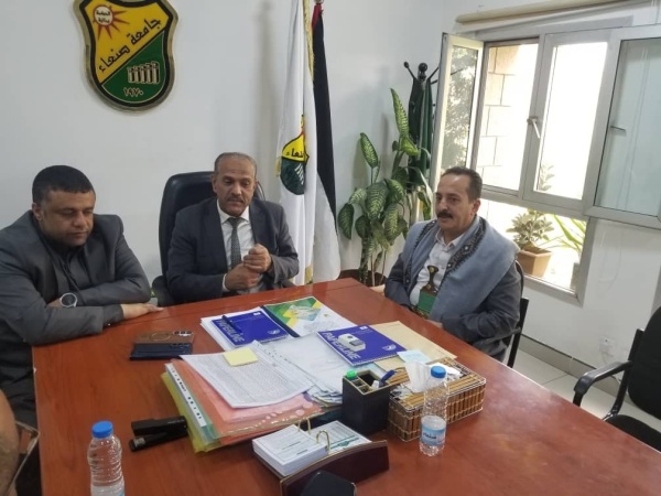 إقرار الترتيبات للقاء موسع بين جامعة صنعاء ووزارة المالية لتطوير الرؤى الاقتصادية إقرار الترتيبات للقاء موسع بين جامعة صنعاء ووزارة المالية لتطوير الرؤى الاقتصادية