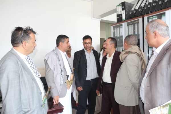 قيادات المالية تزور مؤسسة يمن ثبات التنموية لرعاية أسر المرابطين لتعزيز التعاون المشترك