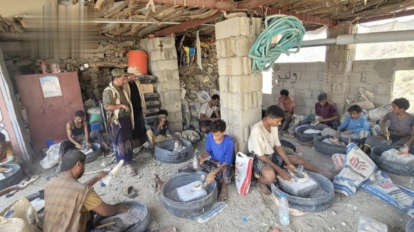 الاطلاع على أعمال التعدين الحرفي في حجة الاطلاع على أعمال التعدين الحرفي في حجة