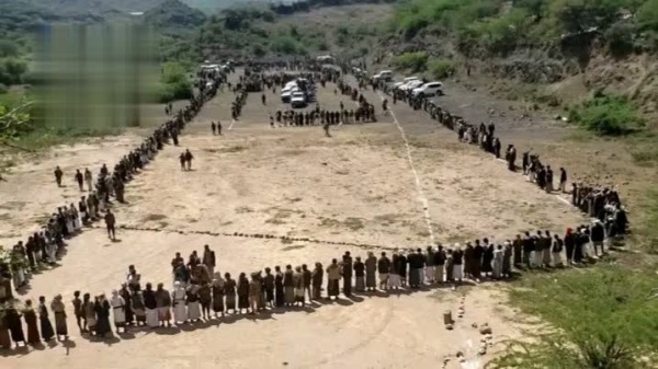 أبناء السلفية في ريمة ي علنون النكف القبلي استعداد ا لإنهاء العدوان ورفع الحصار أبناء السلفية في ريمة ي علنون النكف القبلي استعداد ا لإنهاء العدوان ورفع الحصار