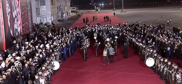 انطلاق مراسم التشييع الرسمي للشهيد السيد الخامنئي في النجف الأشرف انطلاق مراسم التشييع الرسمي للشهيد السيد الخامنئي في النجف الأشرف