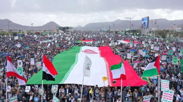 لجنة الفعاليات تدعو للخروج المليوني في مسيرات ذكرى استشهاد الإمام زيد وتأييد بيان القوات المسلحة لجنة الفعاليات تدعو للخروج المليوني في مسيرات ذكرى استشهاد الإمام زيد وتأييد بيان القوات المسلحة