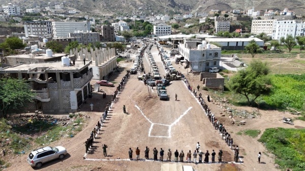 قبائل صالة في تعز تعلن النفير والجهوزية لإنهاء العدوان والحصار قبائل صالة في تعز تعلن النفير والجهوزية لإنهاء العدوان والحصار