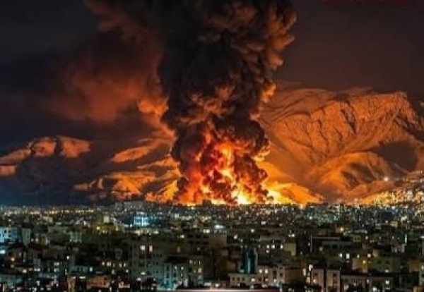 إصابة 7 أشخاص في عدوان أمريكي استهدف منطقة سكنية بمدينة بندر عباس جنوبي إيران إصابة 7 أشخاص في عدوان أمريكي استهدف منطقة سكنية بمدينة بندر عباس جنوبي إيران