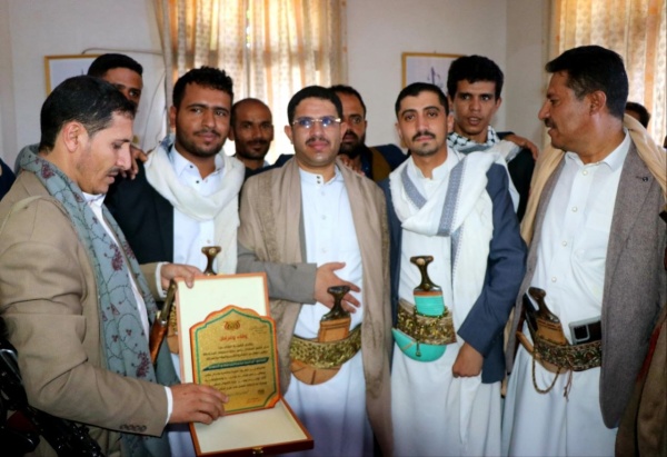 تكريم وكيل نيابة الأموال العامة السابق في ذمار