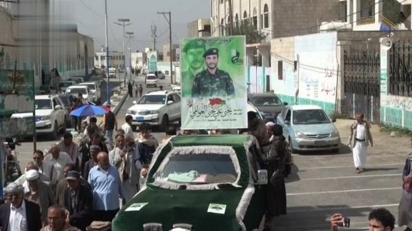 تشييع جثمان يحيى العوامي في حجة