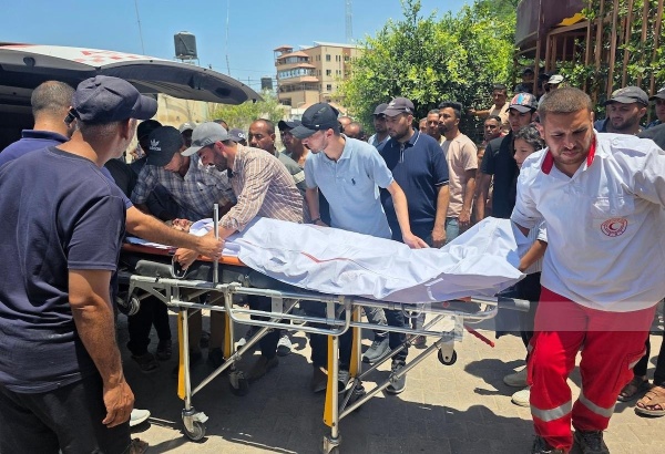 استشهاد 12 فلسطينيا بينهم 4 أطفال في غارات صهيونية على غزة