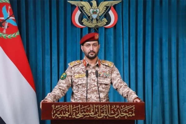 القوات المسلحة تستهدف هدفا حساسا للعدو السعودي في مطار نجران القوات المسلحة تستهدف هدفا حساسا للعدو السعودي في مطار نجران