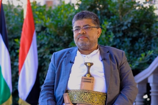 محمد الحوثي يعزي في وفاة العلامة قاسم إبراهيم شمس الدين