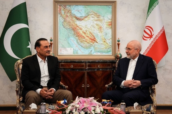 إيران نتابع تنفيذ شروط مذكرة التفاهم وعلى أمريكا الالتزام بتعهداتها إيران نتابع تنفيذ شروط مذكرة التفاهم وعلى أمريكا الالتزام بتعهداتها